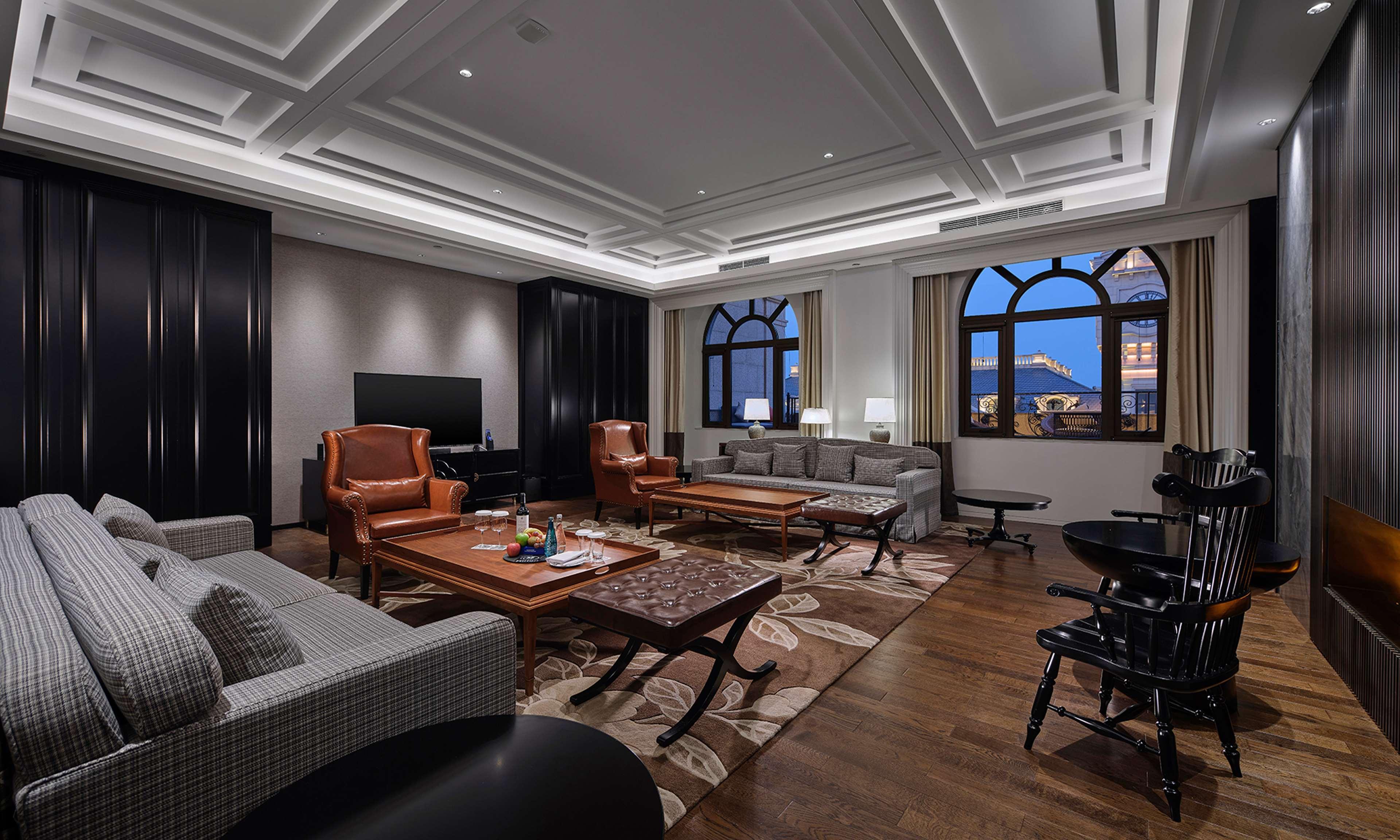 Hilton Beijing Daxing Hotel Exterior photo